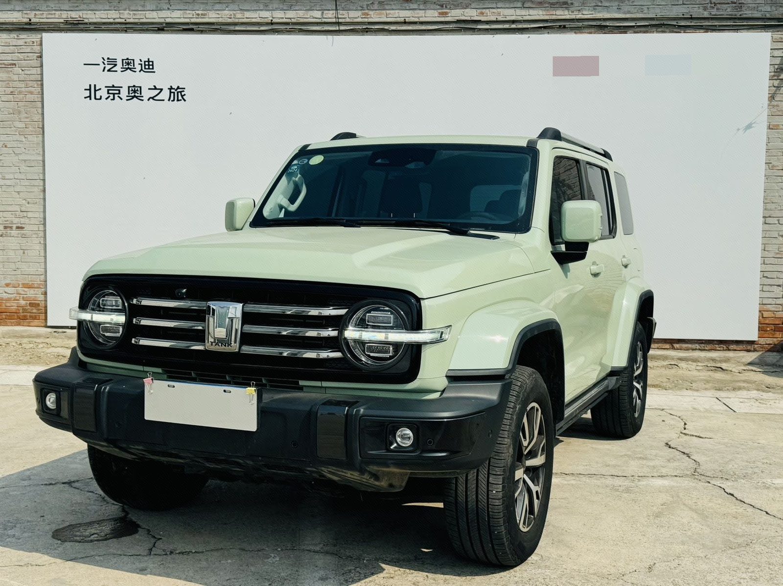 TANK Tank 300 2.0T Urban Edition—So Stylish