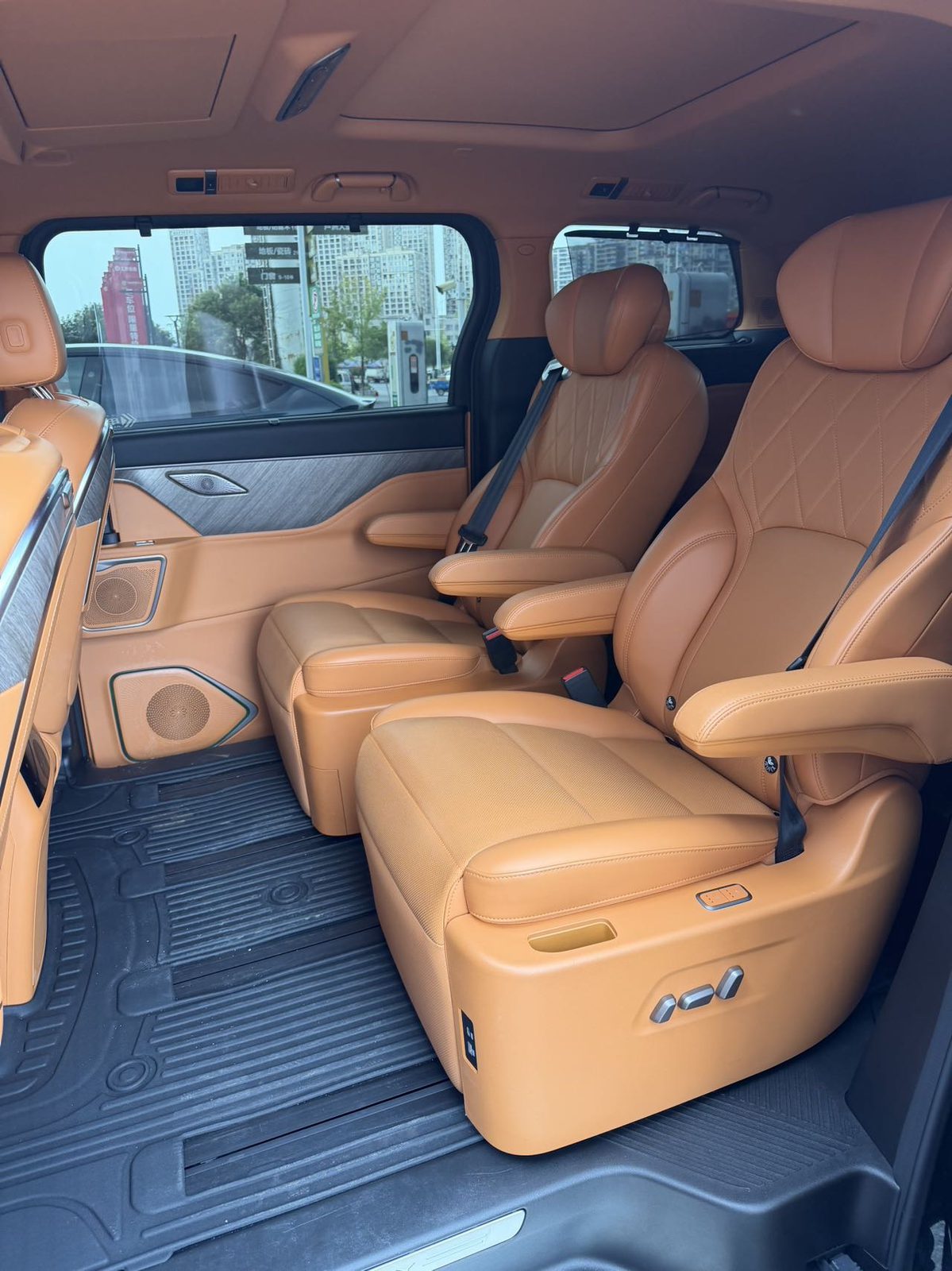صورة WEY Gaoshan GAC Aion 7 Hi4 1.5T AWD رقم 3
