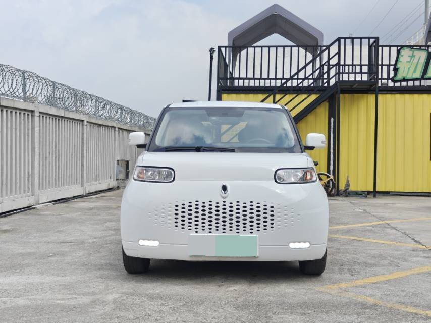 Foto del ORA R2 (White Cat) Upgraded 305km Luxury Model 2