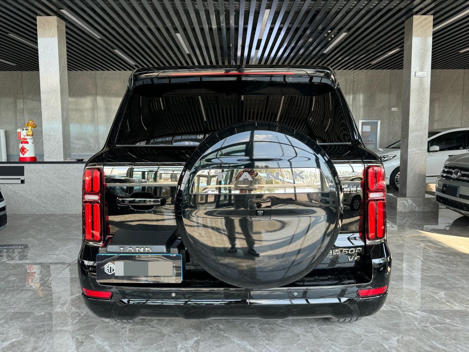 Фото TANK Tank 500 48V 3.0T Black Warrior Limited Edition 5-Seater — 5