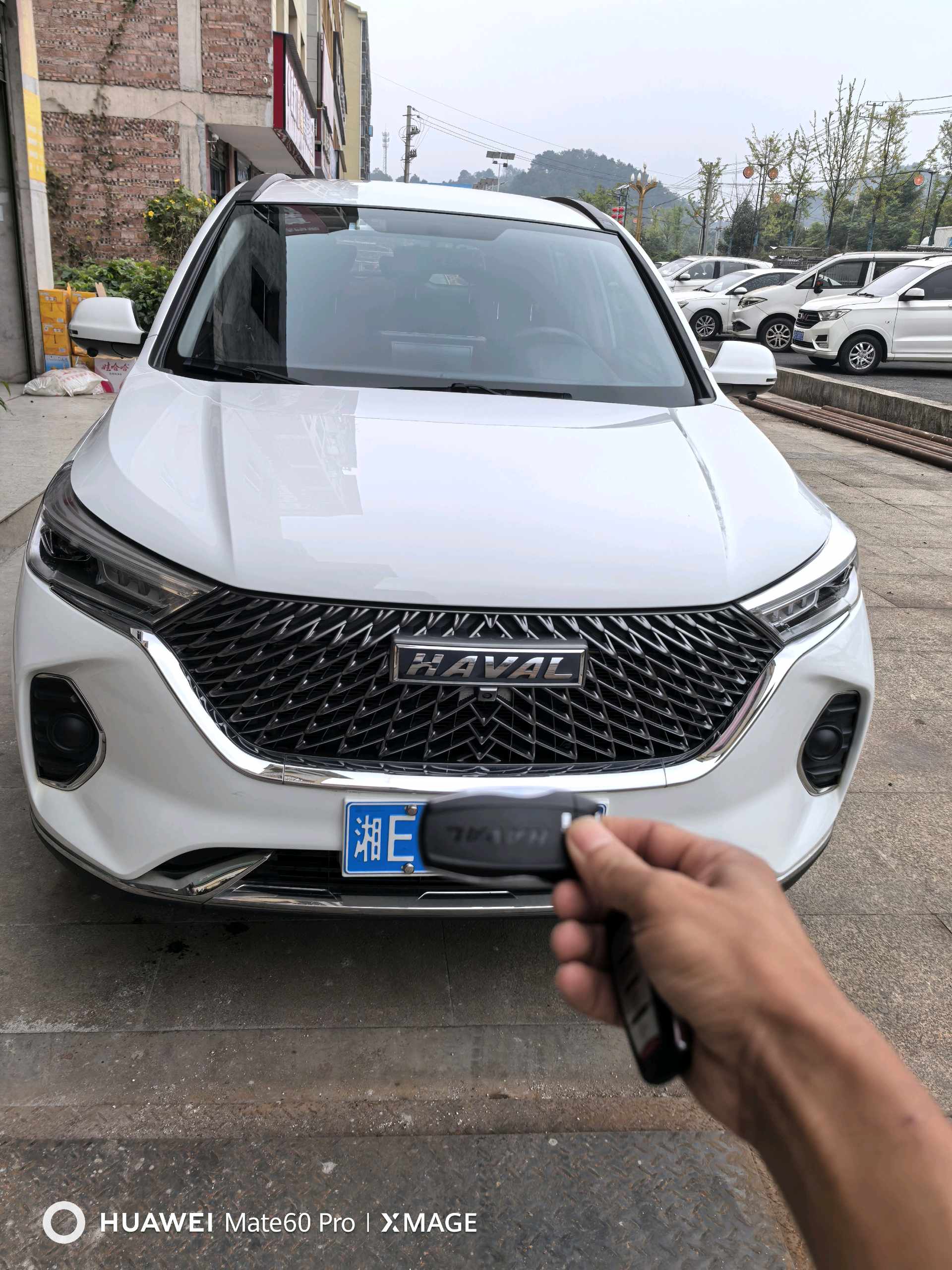 Photo du Haval M6 PLUS 1.5T Prestige Smart Connectivity Model 3