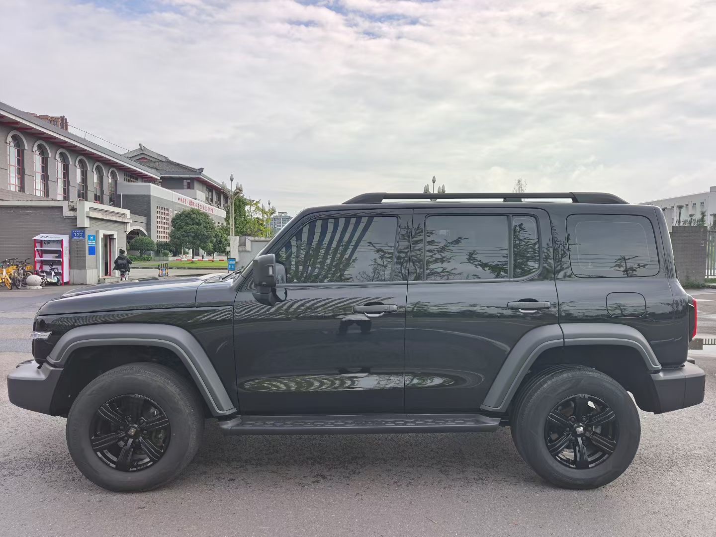 TANK Tank 300 2.0T Off-Road Edition Conqueror foto 3