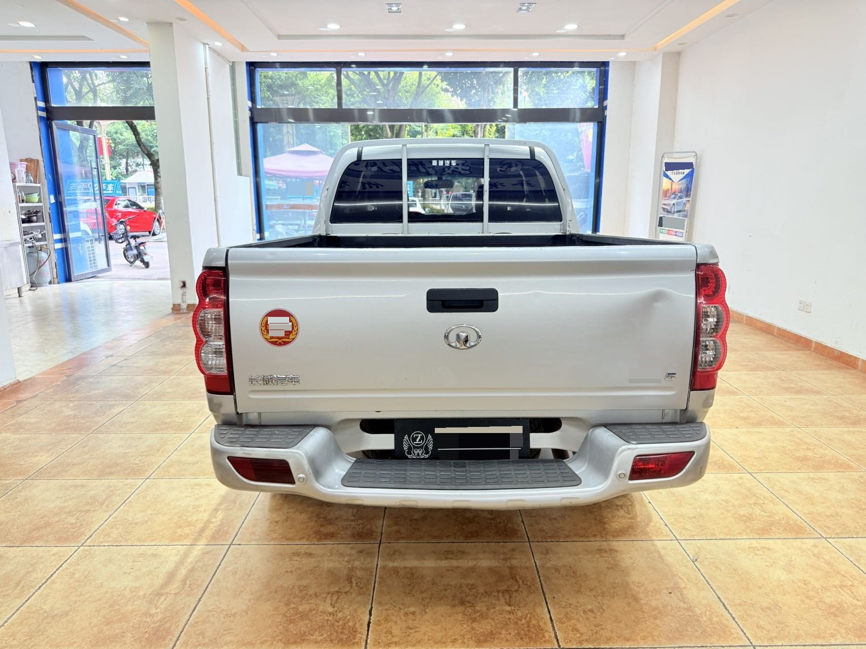Great Wall Wingle 5 2021 Fengjun 5 2.0T 2WD Elite Model with Long Cargo Box photo 5