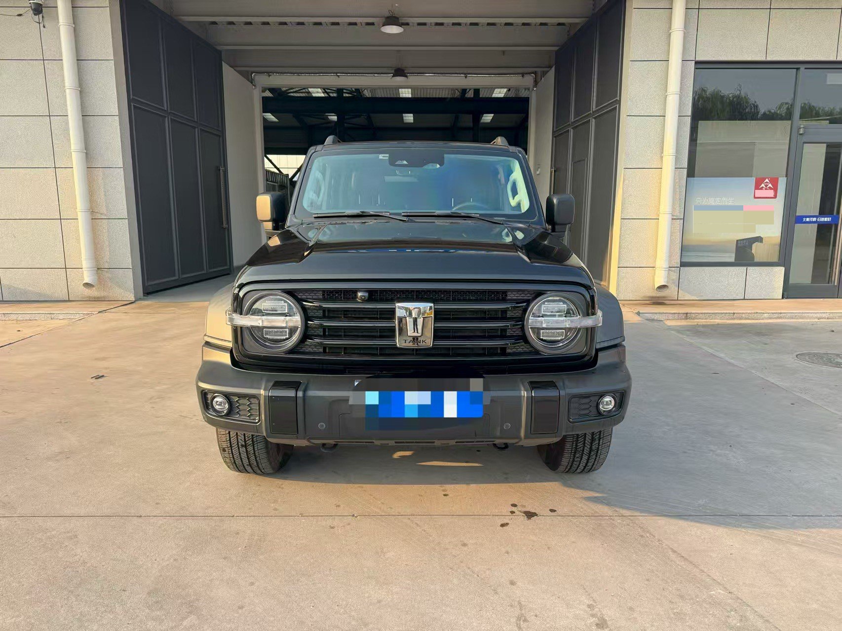 TANK Tank 300 2.0T Off-Road Edition Conqueror photo 4