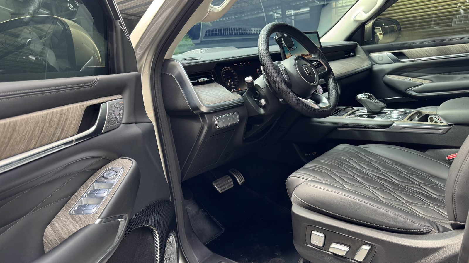 TANK Tank 500 48V 3.0T Sport Edition Dengfeng 7-seater photo 4