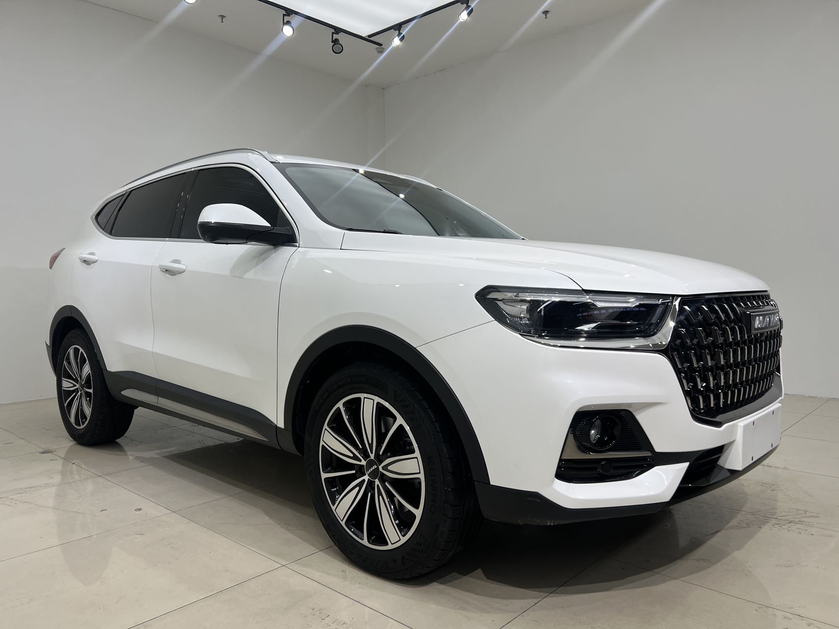 Фото Haval H6 1.5T National Trend Edition Champion Version — 3
