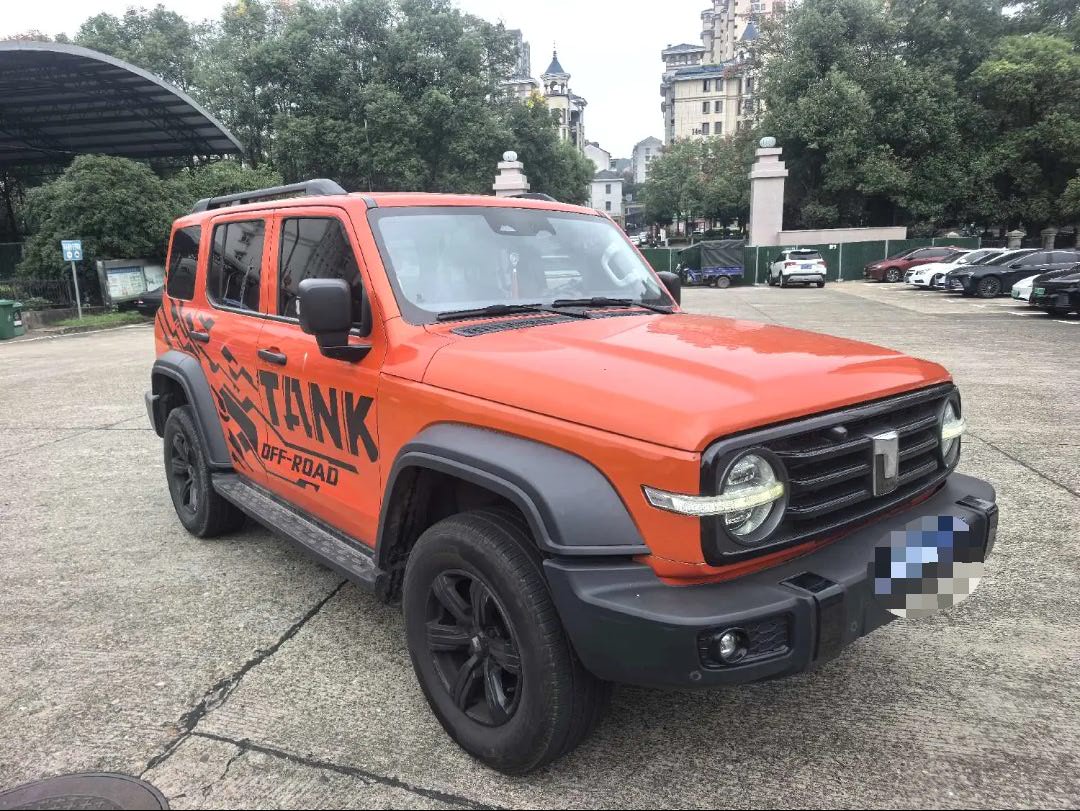 TANK Tank 300 2.0T Off-Road Edition Challenger foto 2