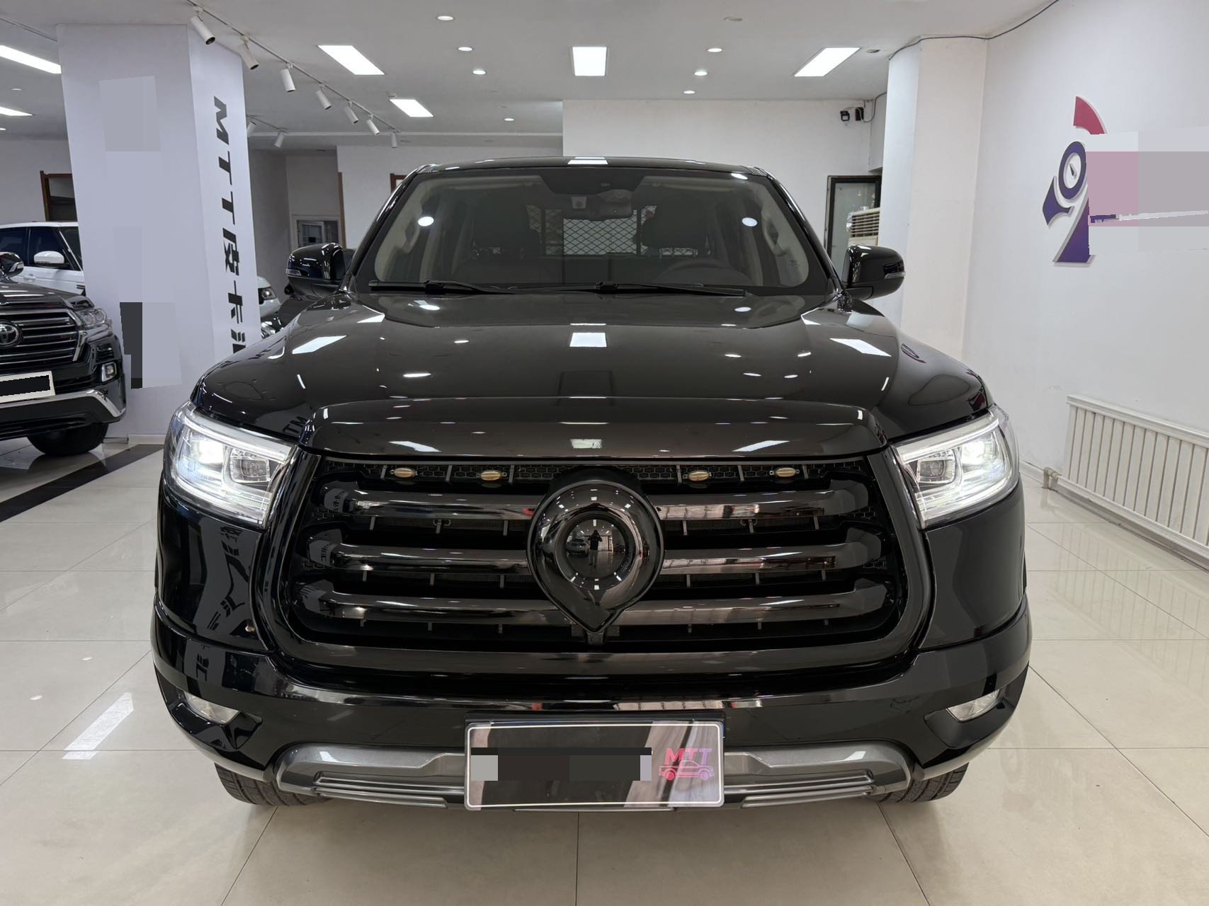 Photo du Great Wall POER 2022 Cannon 2.0T Global Version Passenger Gasoline 4x4 Comfort Standard-Box Trailer Edition 3
