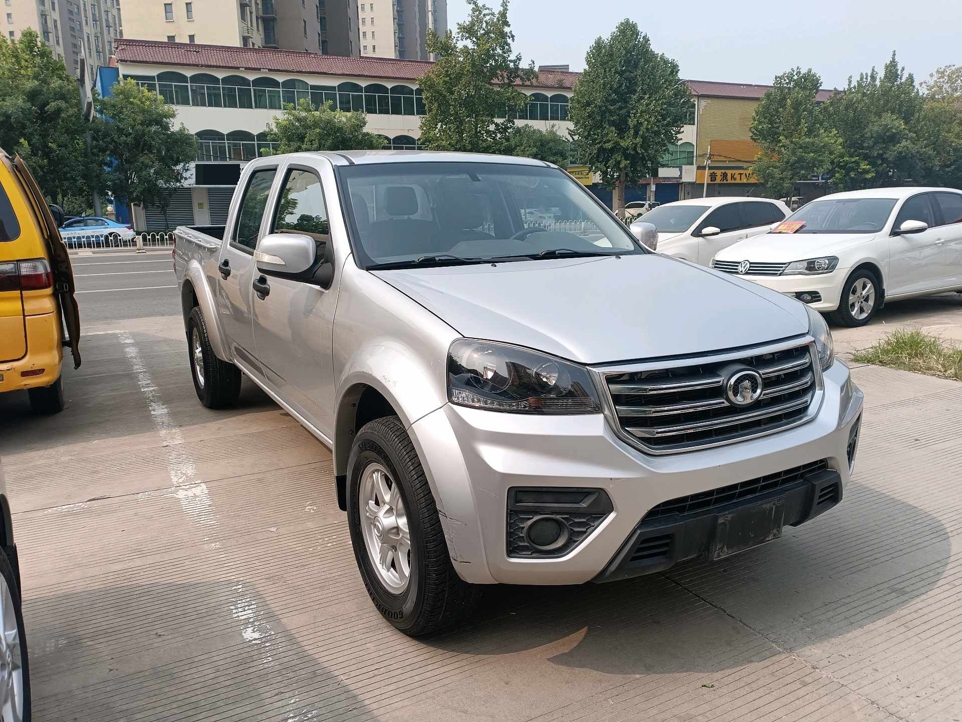 Great Wall Wingle 5 2020 Fengjun 5 2.4 gasoline two-wheel-drive Value model, big double cab photo 3