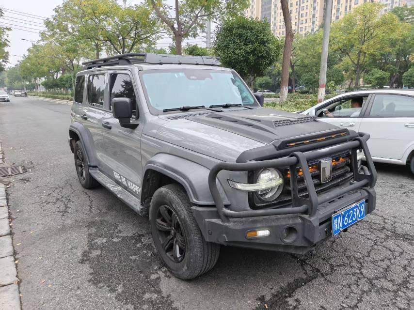 Фото TANK Tank 300 2.0T Off-Road Edition Conqueror — 3