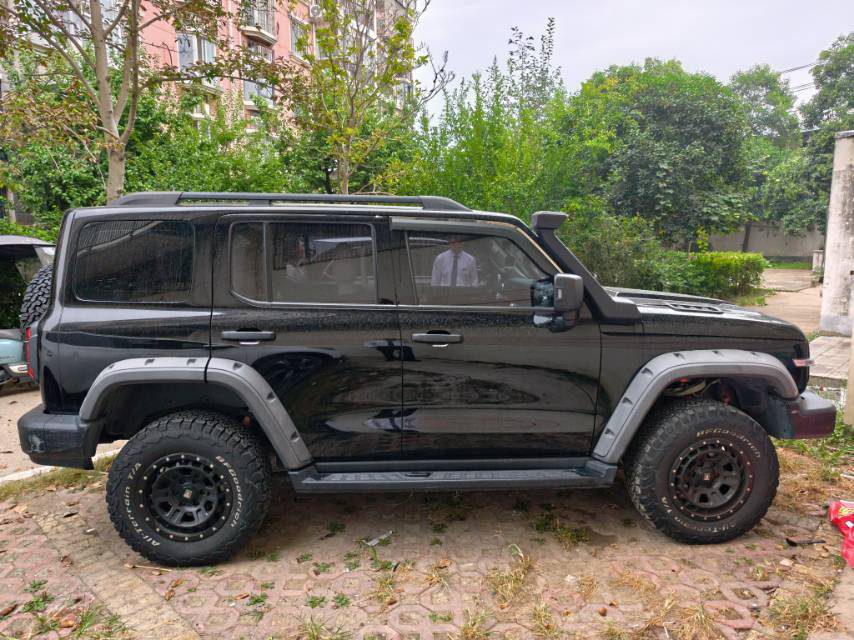 Foto TANK Tank 300 2.0T Tank Ranger 4