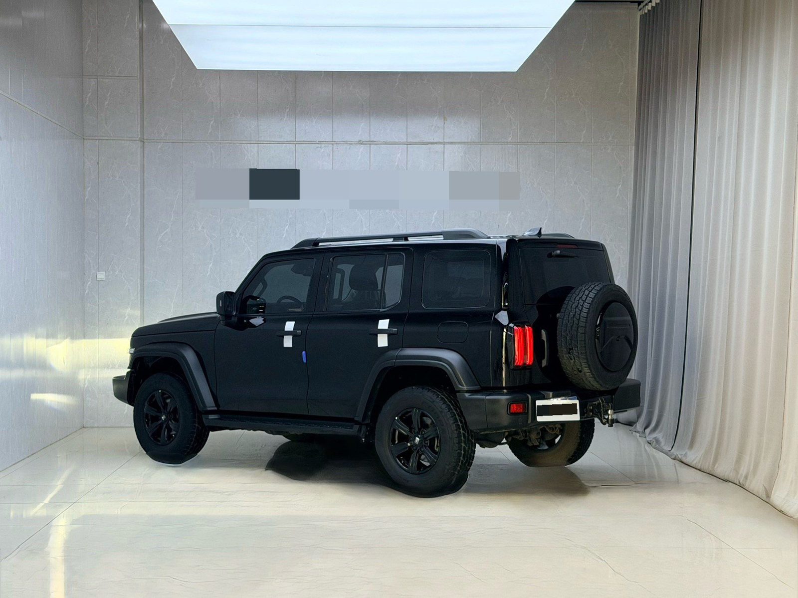 Foto TANK Tank 300 2.0T Off-Road Edition Conqueror 4
