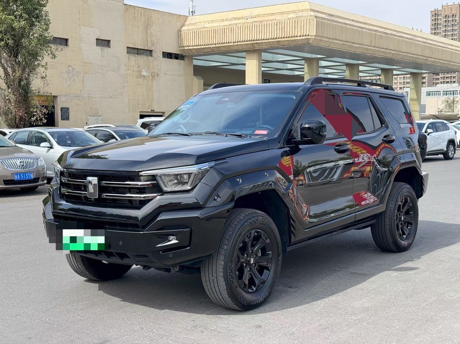 TANK Tank 400 Hi4-T 2.0T Off-Road Version