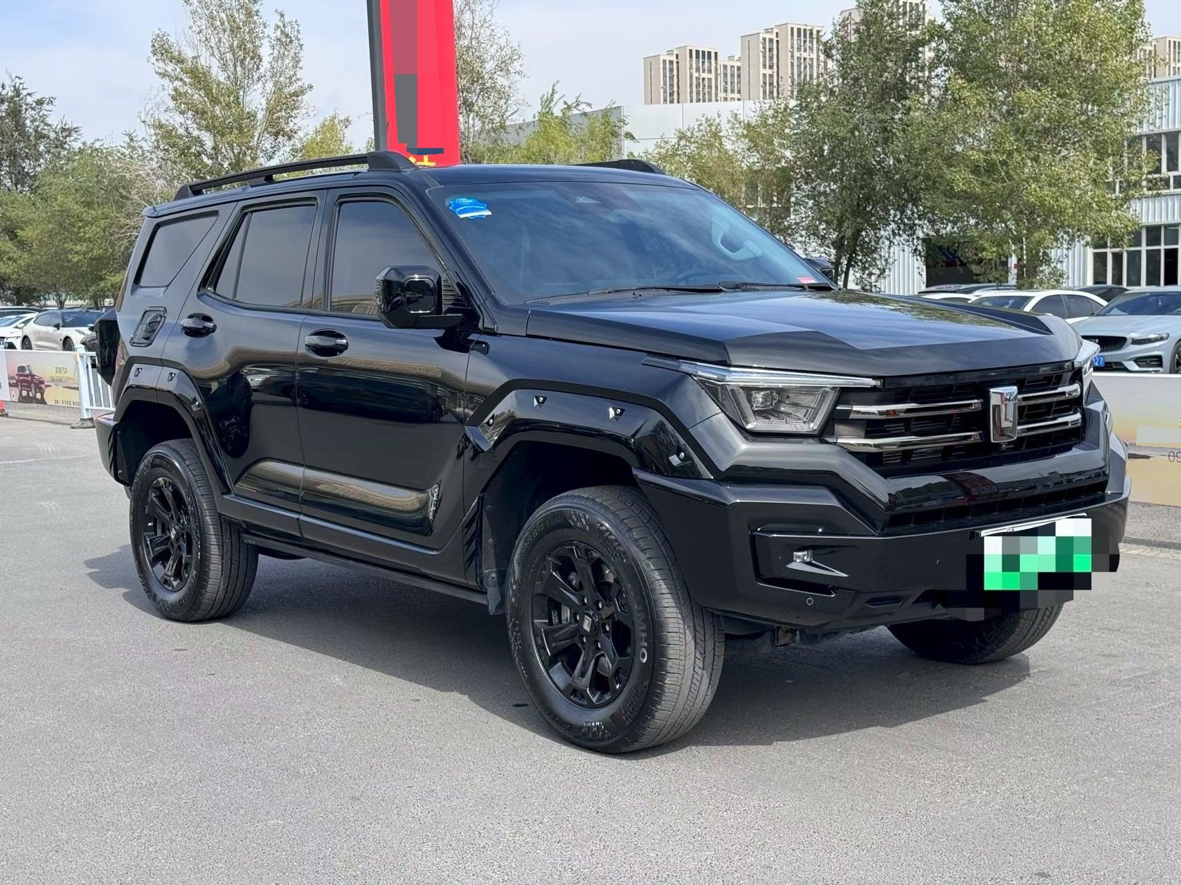 Foto TANK Tank 400 Hi4-T 2.0T Off-Road Version 3