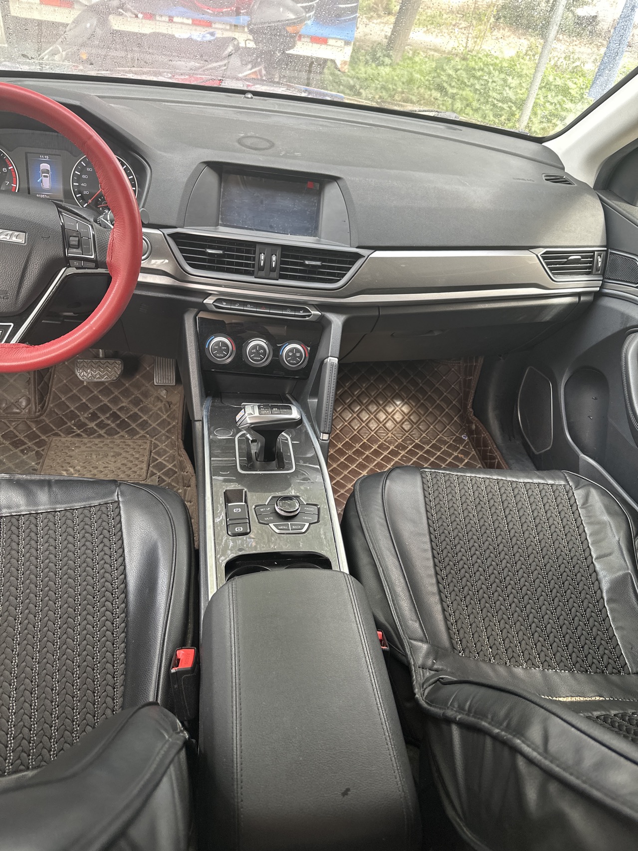 Фото Haval H6 Sport Version 1.5T Sport Version 2WD Elite Model — 5