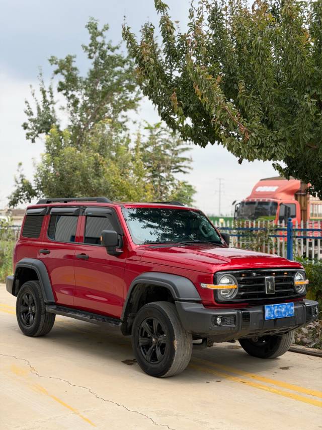 Foto del TANK Tank 300 2.0T Off-Road Edition Conqueror 2