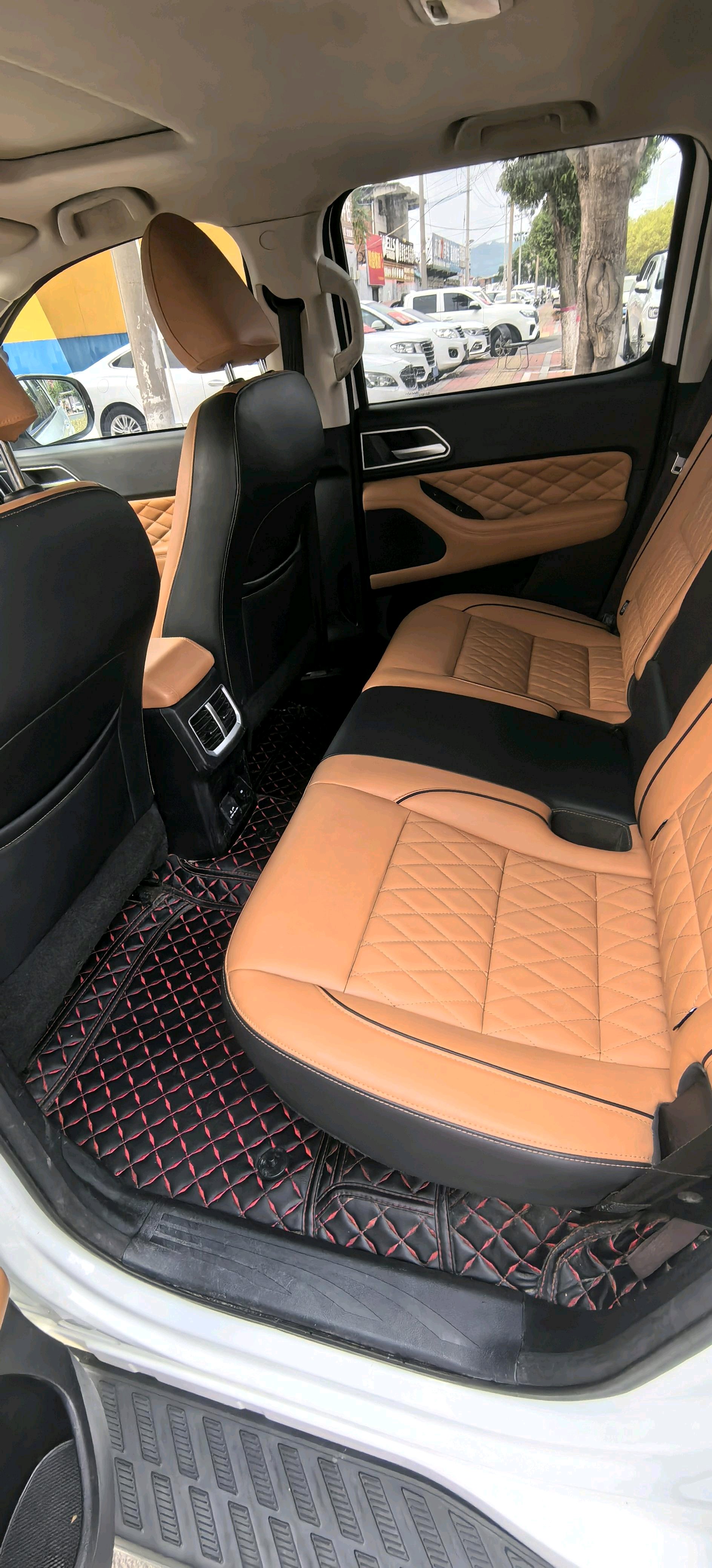 Great Wall POER 2021 Cannon 2.0T Passenger Global Version Diesel 4WD Sport Standard-Box Version foto 5