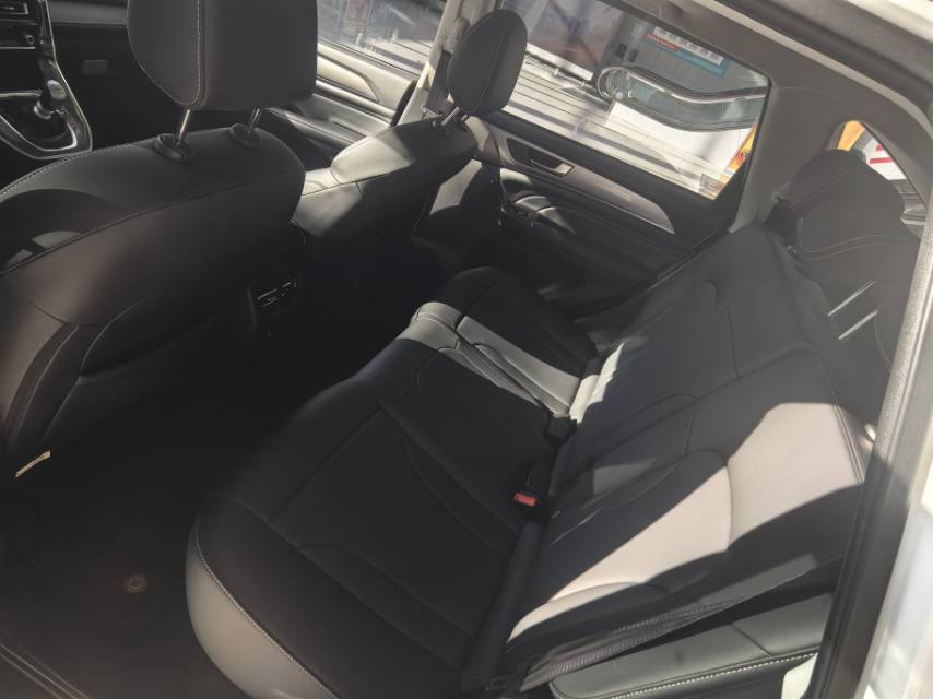Фото Haval M6 PLUS 1.5T Luxury Smart Connectivity Model — 5
