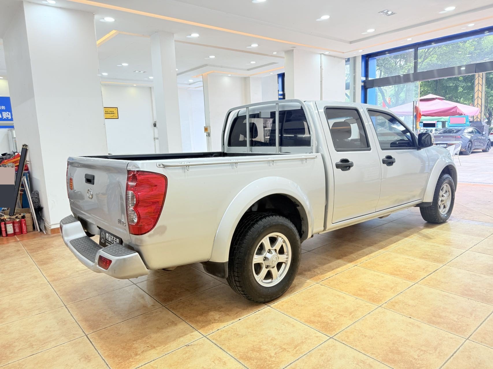 Great Wall Wingle 5 2021 Fengjun 5 2.0T 2WD Elite Model with Long Cargo Box photo 4