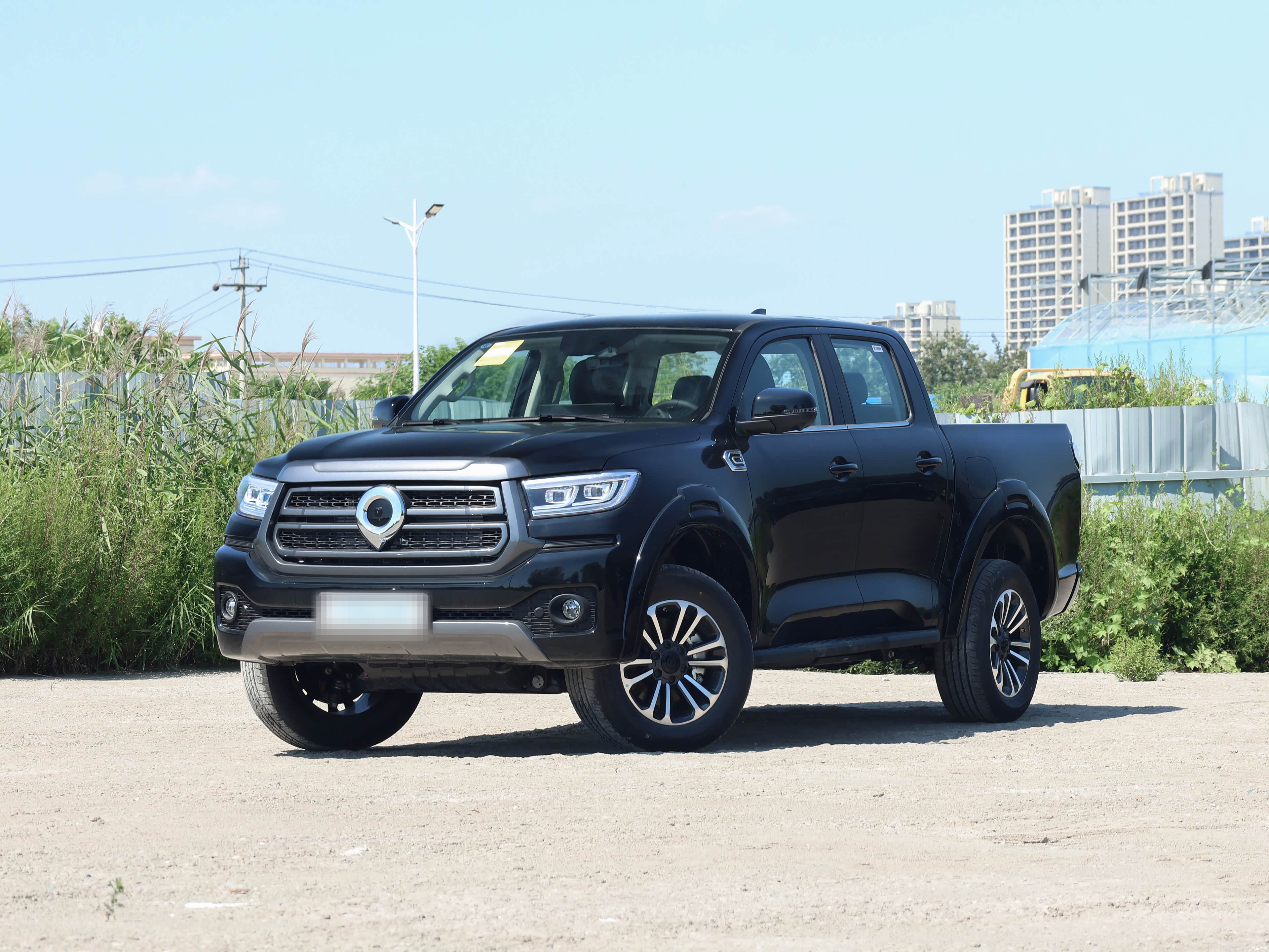 RoRo vs container: how to ship a car from China